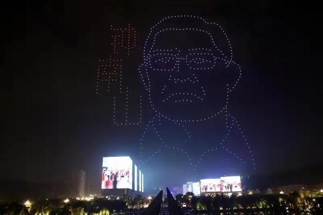 夜空中最亮的星！廣州1200架無人機致敬人才(圖1)